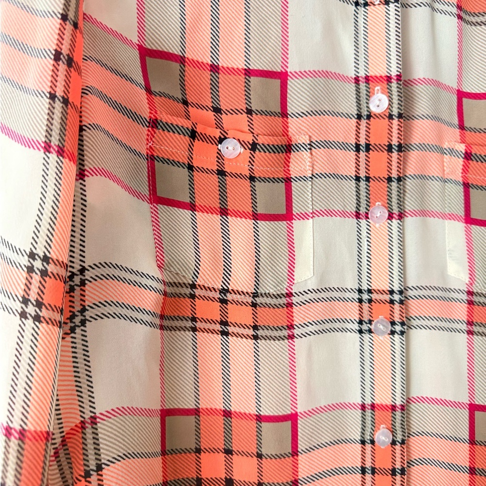Per se SILK Plaid Button-Up Shirt - Picture 4 of 5